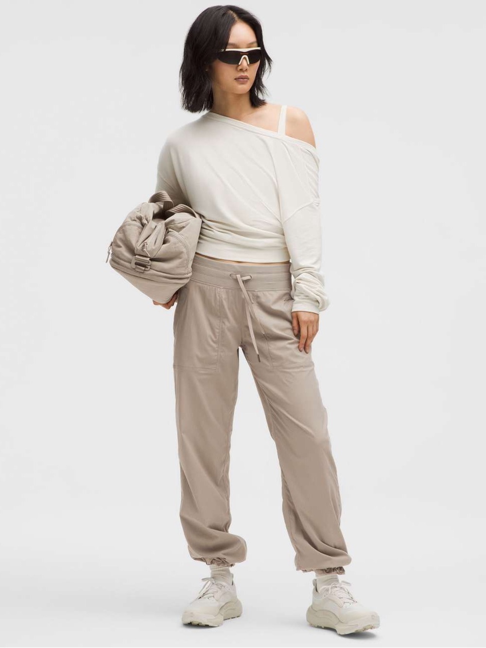 Lululemon Dance Studio Pants, size 6